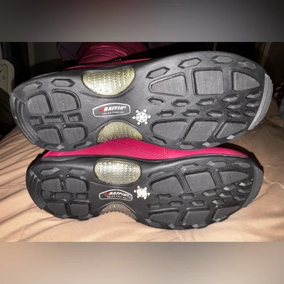 Womens Baffin winter Boots
Size 10 - Picture 8 of 12